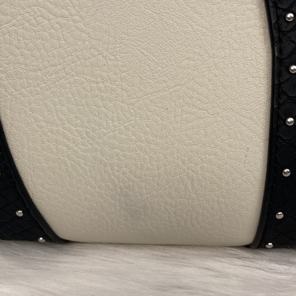 Mix No. 6 - Hand Bag - Picture 4 of 11